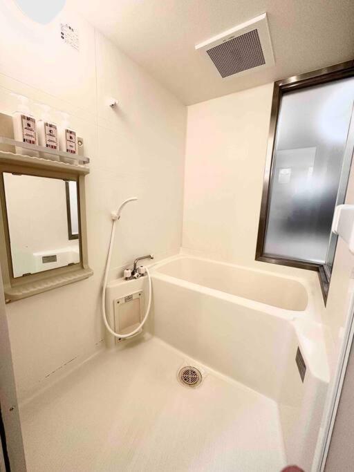 Apartament ー 8Greige ー 2Min Dotonbori Namba Kuromon Osaka Usj Wifi Unlimited Zewnętrze zdjęcie