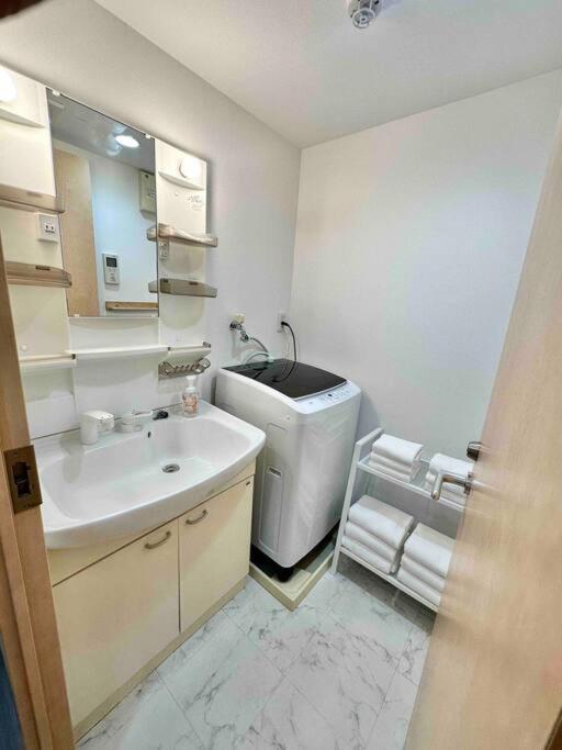 Apartament ー 8Greige ー 2Min Dotonbori Namba Kuromon Osaka Usj Wifi Unlimited Zewnętrze zdjęcie
